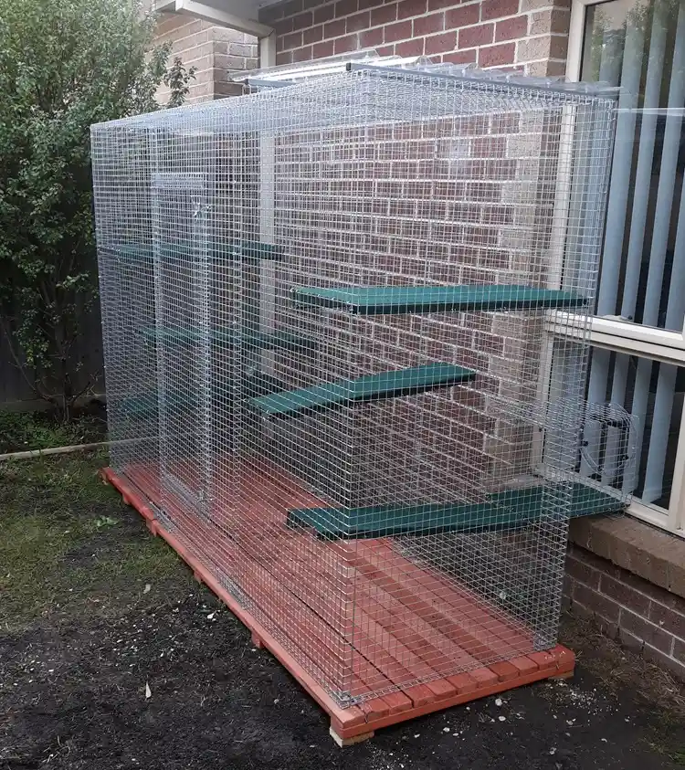 slimline palace on timber base